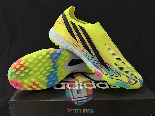 נעלי כדורגל adidas ללא שרוכים 8