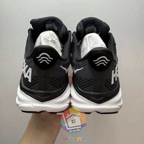 נעלי ריצה HOKA שחור לבן 5