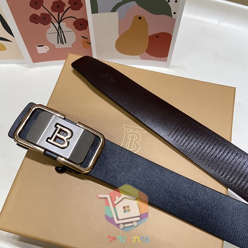 חגורת עור Burberry אבזם אוטומטי 1