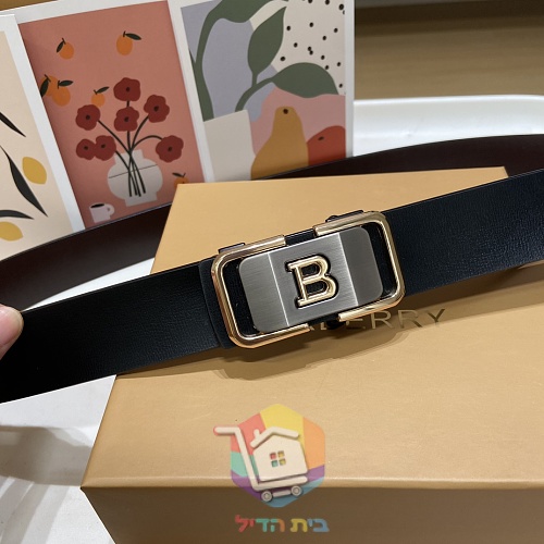 חגורת עור Burberry אבזם אוטומטי 9