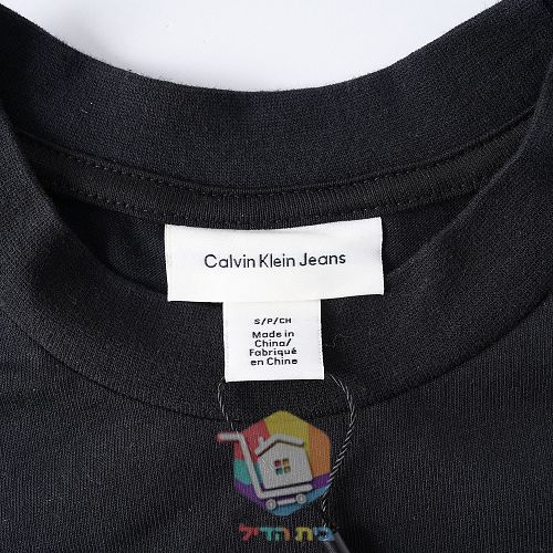 חולצת טי Calvin Klein Jeans שחורה 6